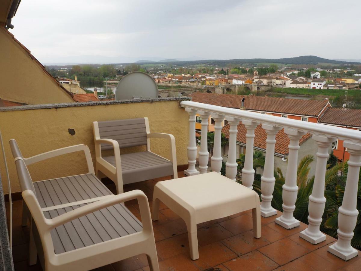 El Cerezo Villa Ciudad-Rodrigo Екстериор снимка